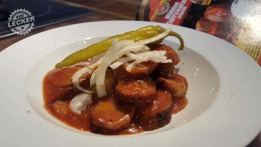 Mühlen Currywusrt mit Zwiebeln und Peperonie