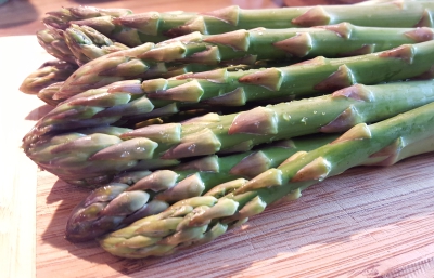 Grüner Spargel