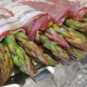 Spargel-Roulade-Artikelbild Spargelrouladen auf dem Grill