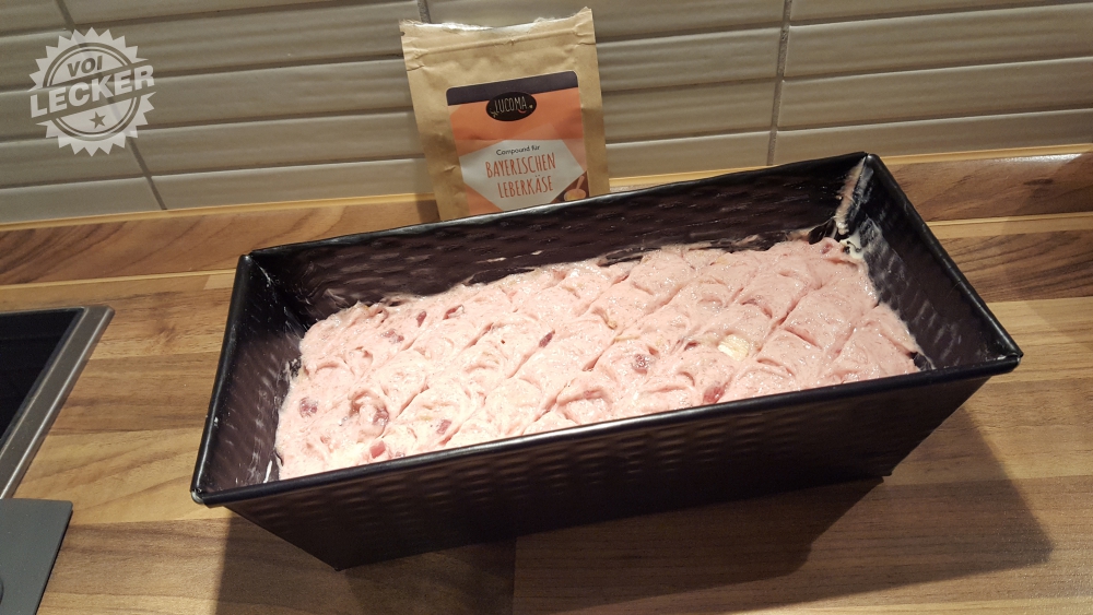 Leberkäse Brät in der Auflaufform