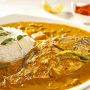 shutterstock_277542215 Fischcurry mit Pfirisch