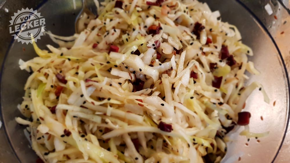 Schwarzkümmel – tropfenförmige Samen mit Kräuter- und Oregano-Noten