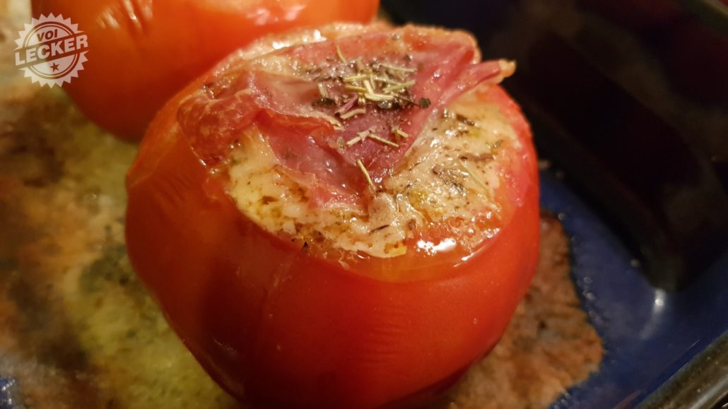 Gebackene Tomate gefüllt