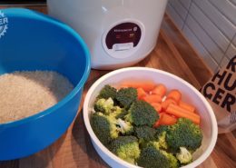Basmati Reis, Reiskocher und Gemüse