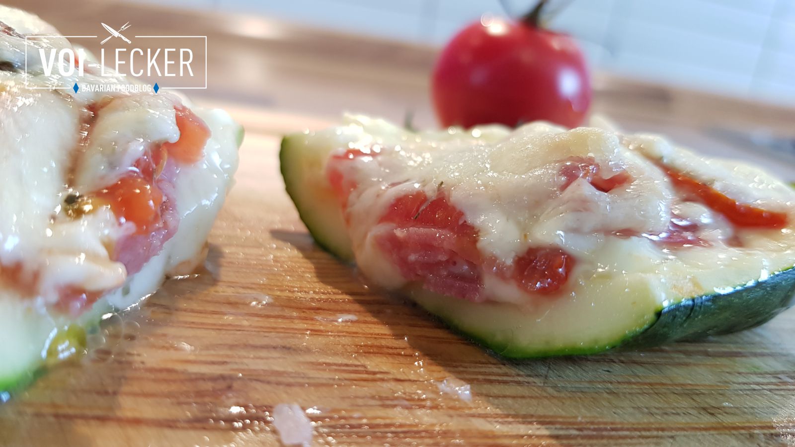 aufgeschnittene Zucchini Pizza