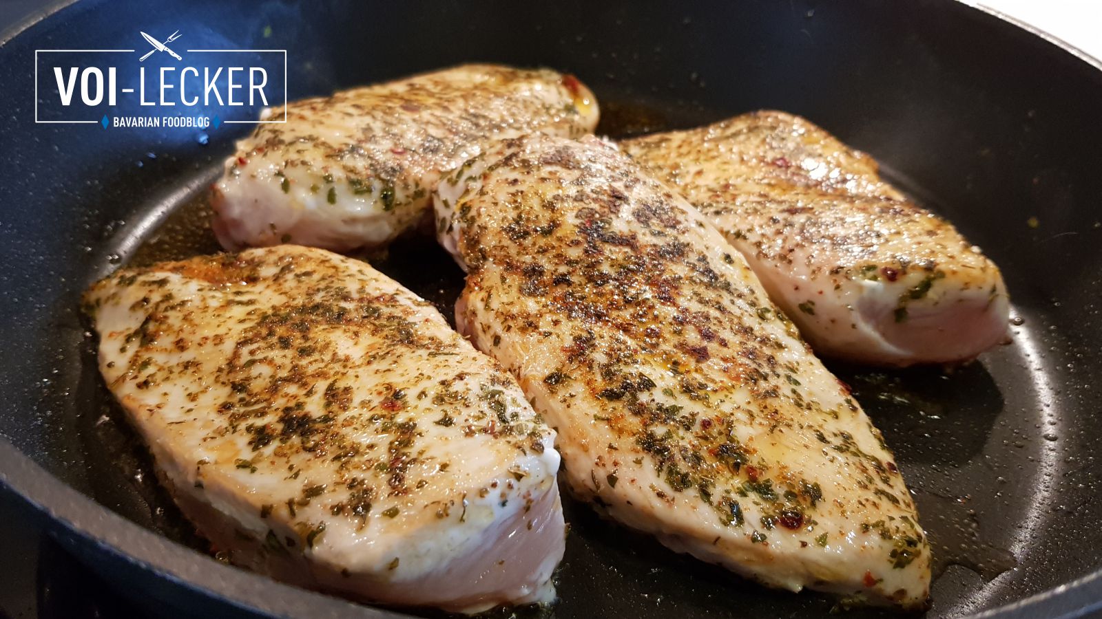 Hühnerbrust in der Pfanne