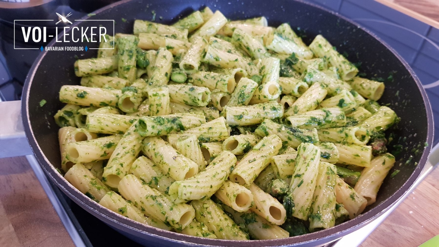 Rigatoni mit grünem Spargel – mit Grundrezept für Bärlauchpesto