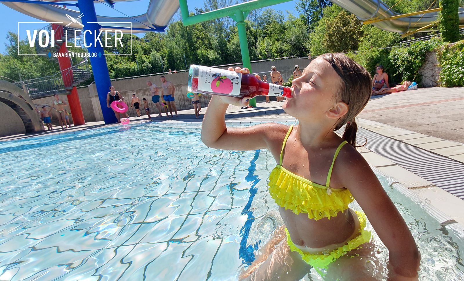 Mädchen mit Heimatkracherl