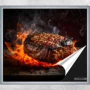 Motiv Steak on Fire aus der Food-Kollektion von Herdabdeckungen der Allesdrucker GmbH